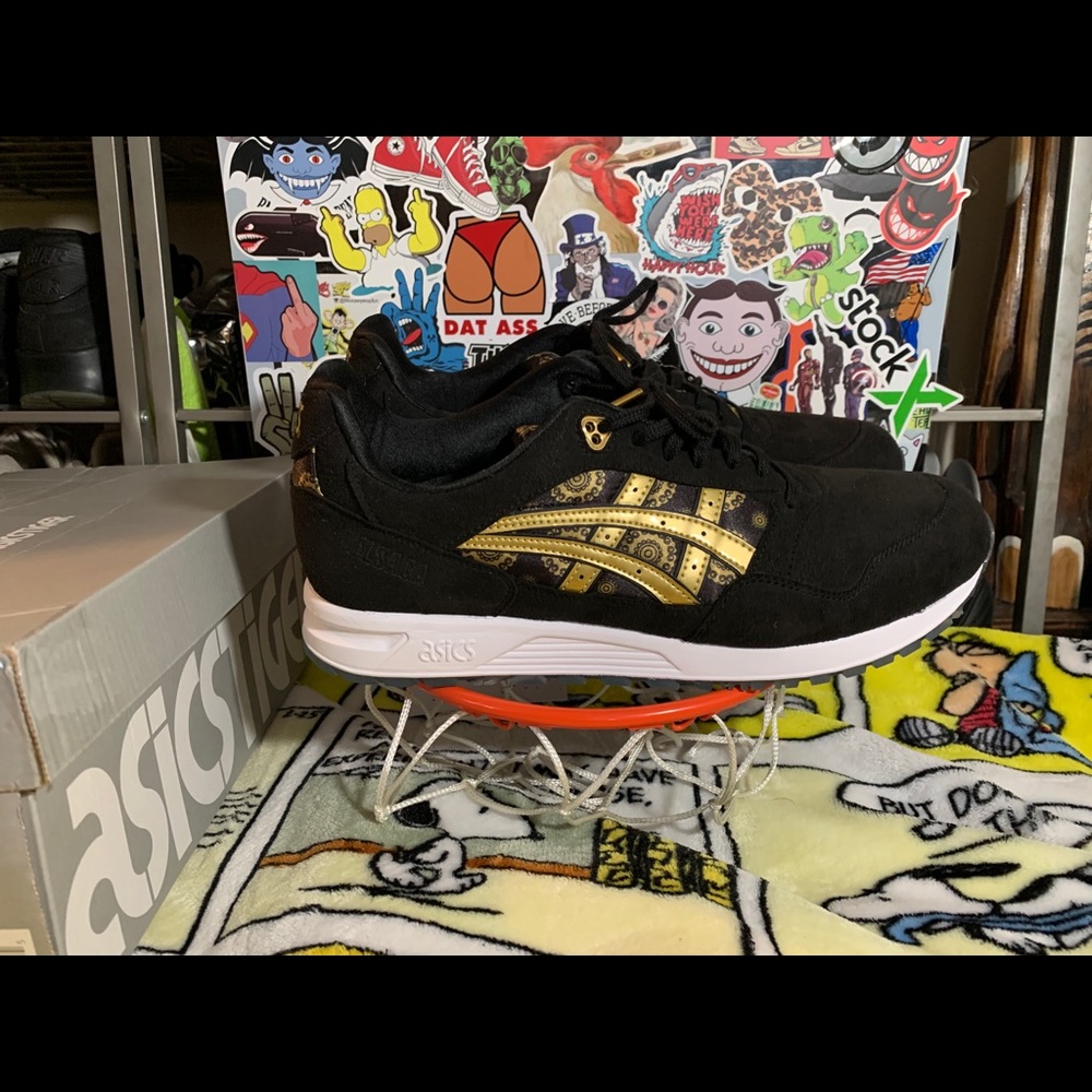 **SOLD** Asics Gelsaga